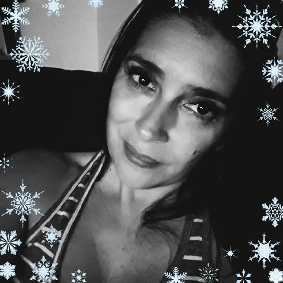 Meet your Posher, Liliane - Picture 1 of 1